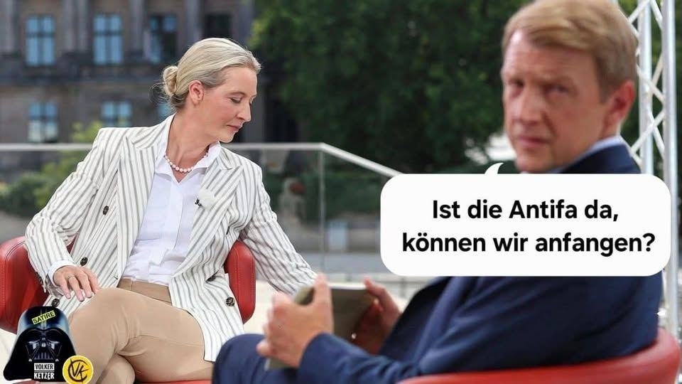 Ist die Antifa da, - können wir anfangen?