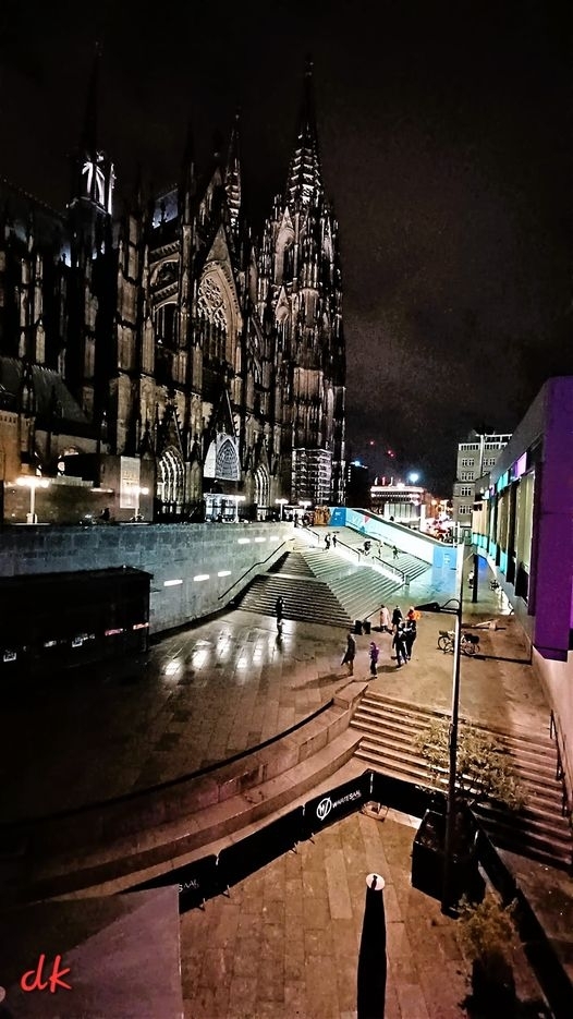 Kölner Dom bei Nacht